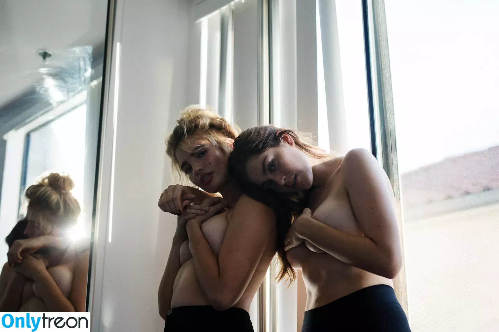 Swalina nude photo #0044 (Swantje Paulina / salinafloye)