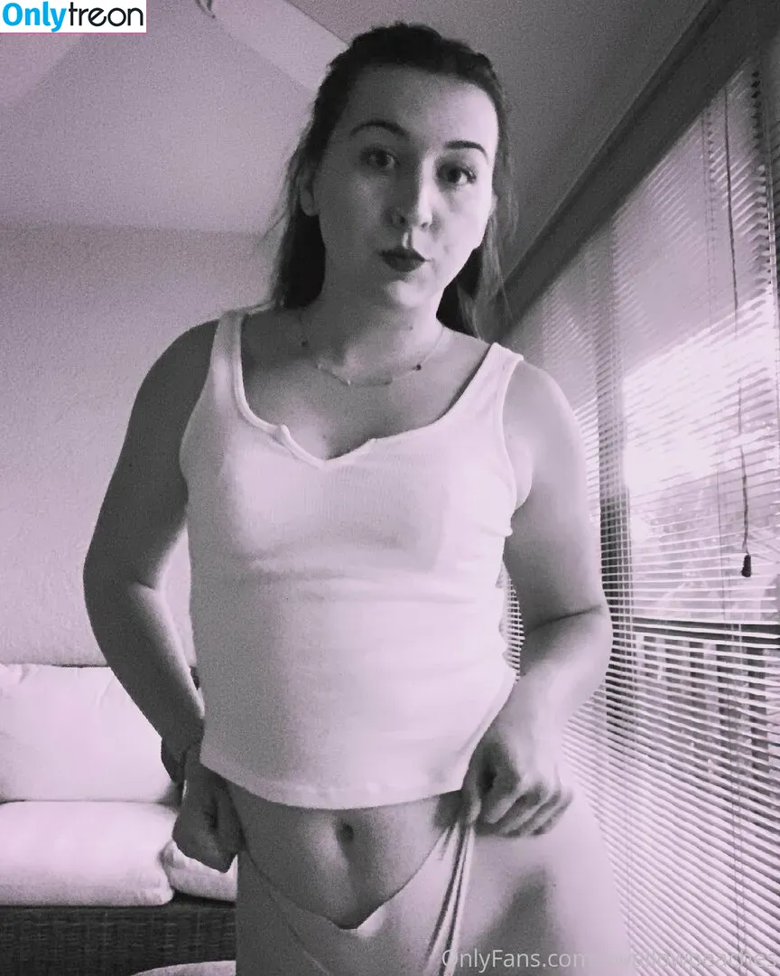 swallowpeaches голая photo #0034 (swallowpeaches)