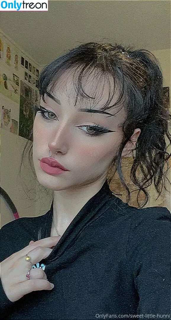 sweet-little-hunni голая photo #0016 (little.hunni)