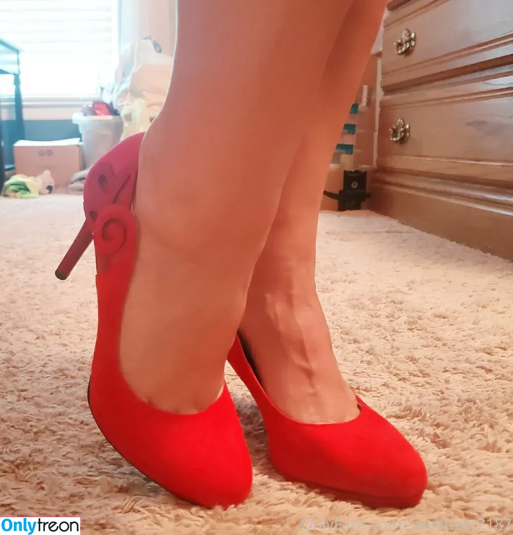 sweetfeet2187 голая photo #0023 (sweetfeet2187)