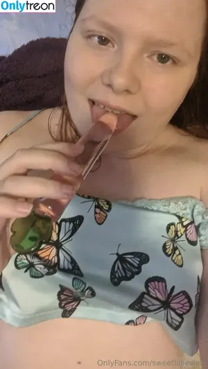  nude photo #0004