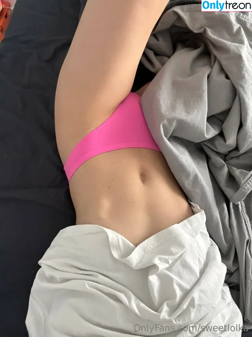 sweetlolka nude photo #0002 (sweet___lolka)