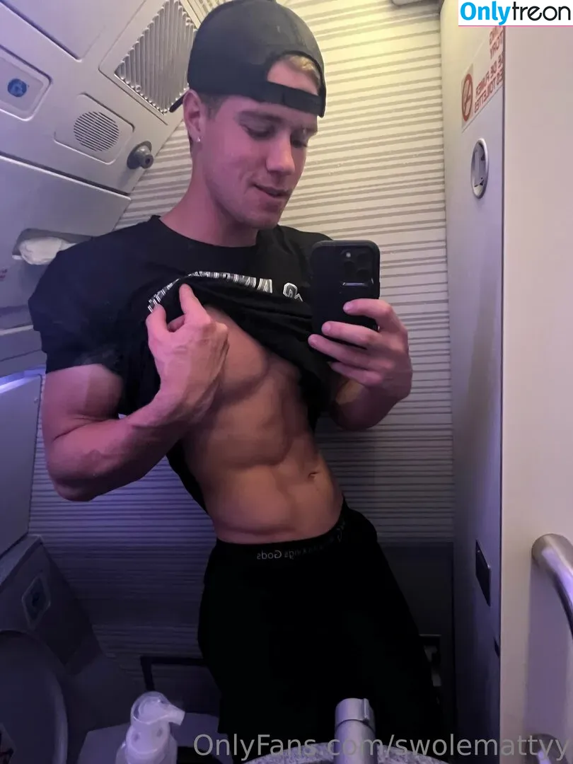 swolemattyy nude photo #0047 (swolemattyy)