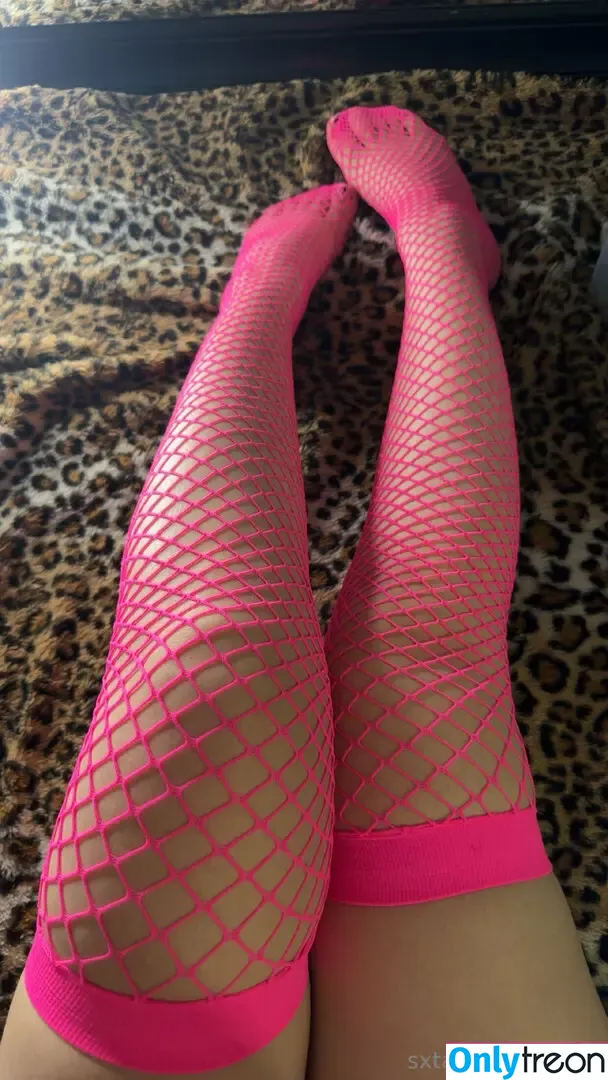 sxtanprincesss nude photo #0095 (sxtans_prxncess)