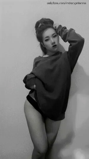 sxxxtacy / Hmong / SEXTACY nude photo #0012