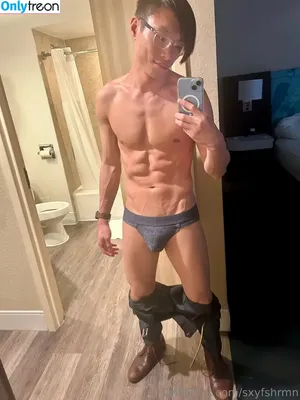 sxyfshrmn / sxrxhfxn nude photo #0007