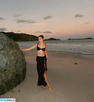  nude photo #0009