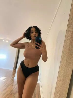 Sydney Celeste / _thesydneyc / _xosydc_ / sydneyce nude photo #0013
