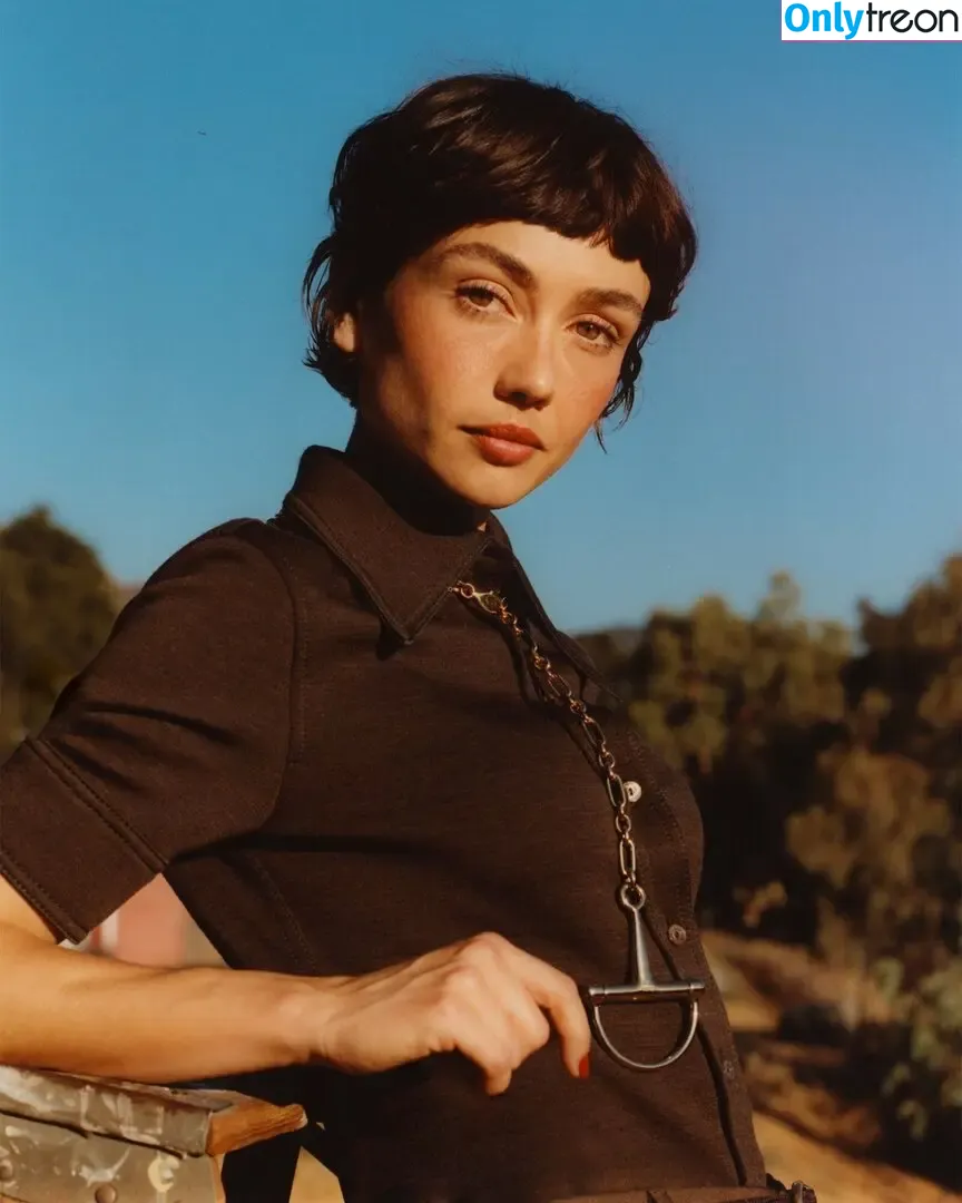 Sydney Chandler голая photo #0099 (sydneychandler_)