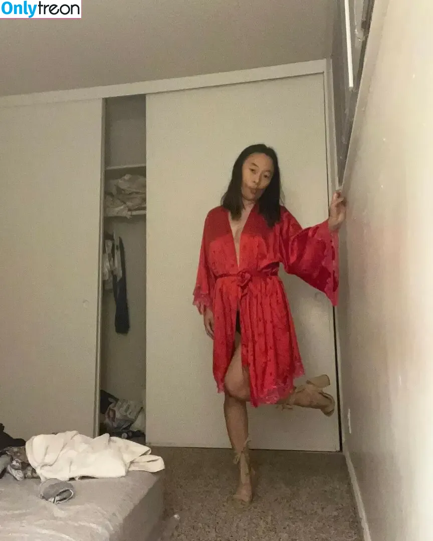 Sydney Kong nude photo #0015 (sydney_kong / sydneykong)