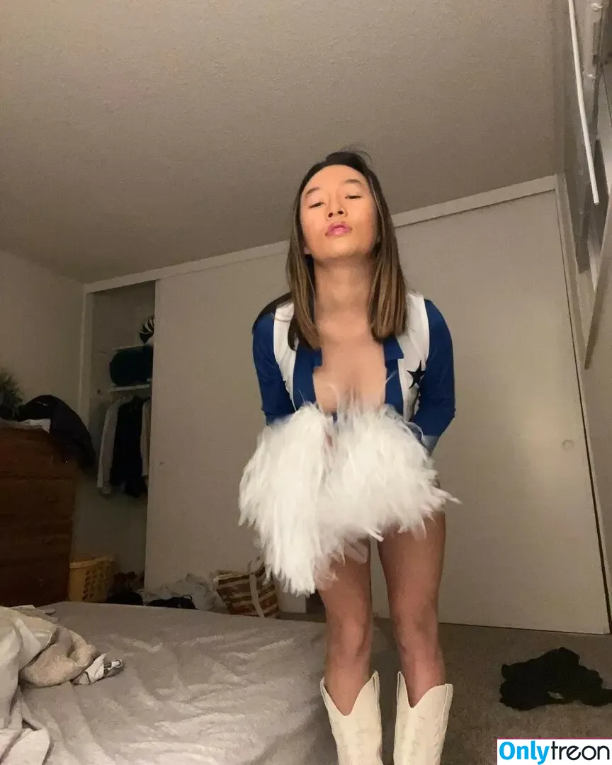 Sydney Kong nude photo #0056 (sydney_kong / sydneykong)