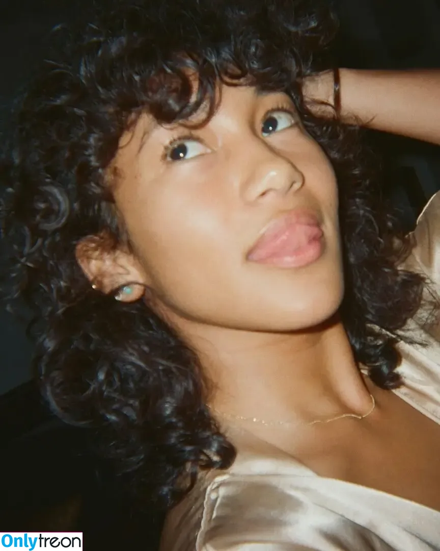 Sydney Park nude photo #0192 (heysydneypark)