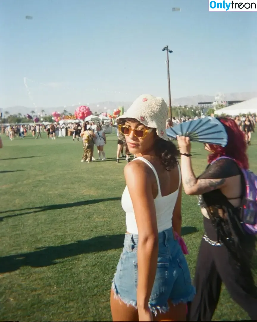 Sydney Park nude photo #0196 (heysydneypark)