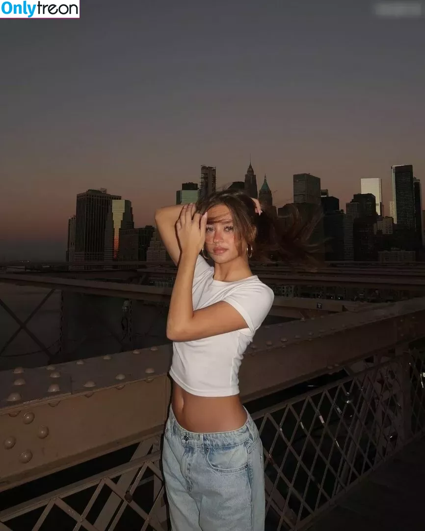 Sydney Ramolla голая photo #0238 (sydney.ra)
