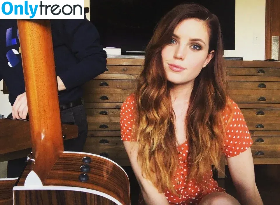 Sydney Sierota голая photo #0014 (sydneysierota)