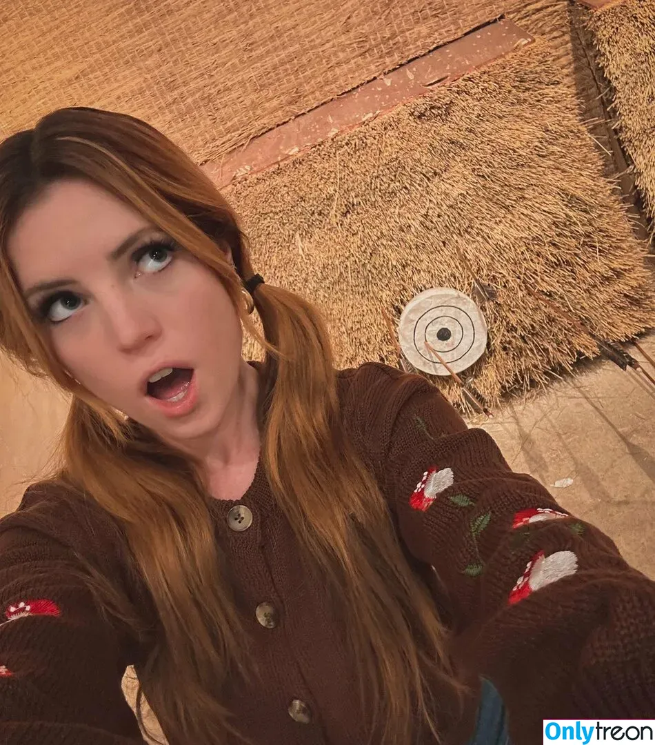 Sydney Sierota голая photo #0041 (sydneysierota)