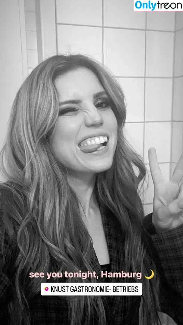 Sydney Sierota голая photo #0044 (sydneysierota)