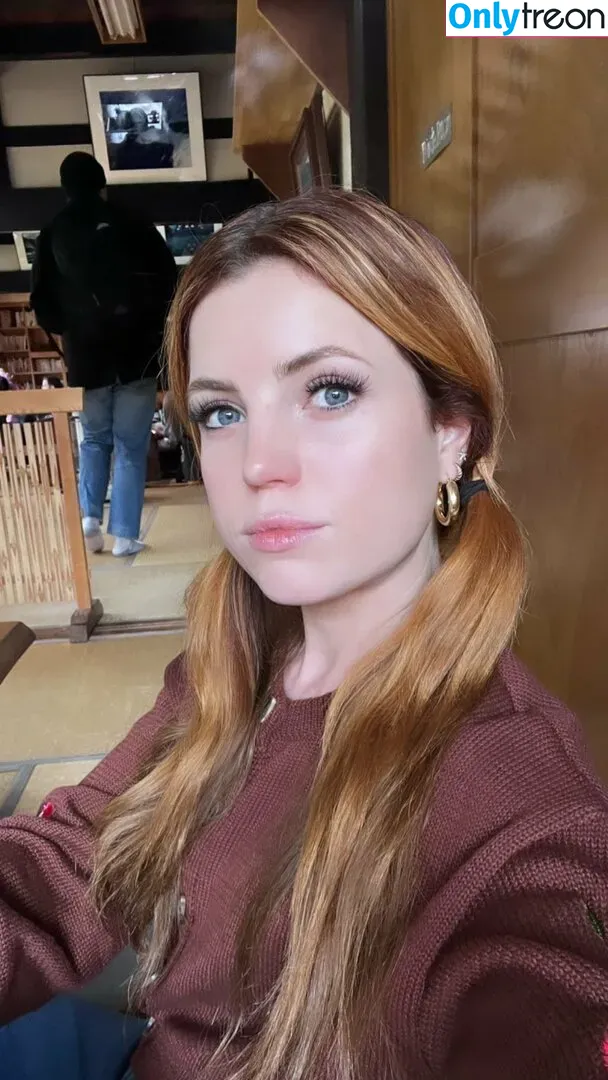 Sydney Sierota голая photo #0050 (sydneysierota)