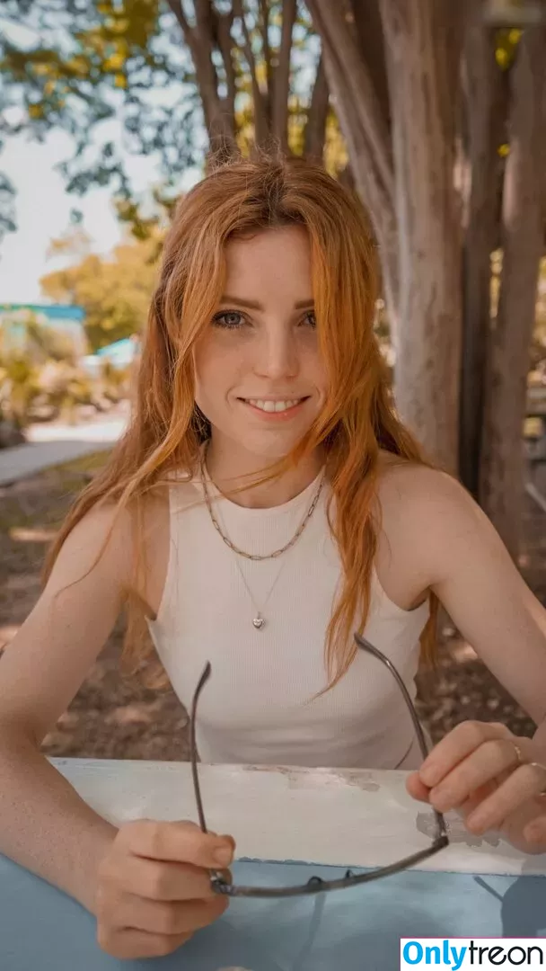 Sydney Sierota nude photo #0063 (sydneysierota)