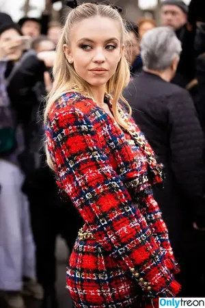 Sydney Sweeney / sydney_sweeney nude photo #2124