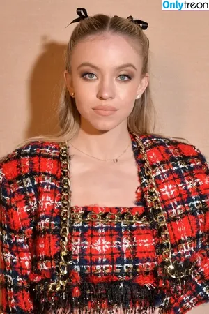 Sydney Sweeney / sydney_sweeney nude photo #2130