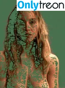Sydney Sweeney nude photo #2044 (sydney_sweeney)