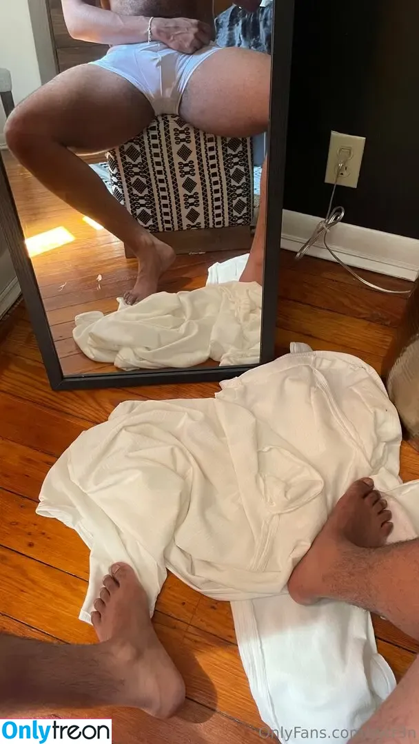 syrr3n nude photo #0015 (syrr3n)