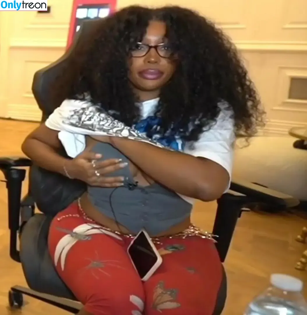 SZA | Solana Rowe nude photo #0015 (sza)