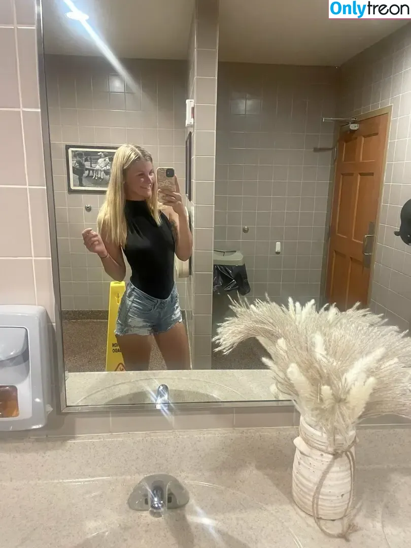 t.babyyyy00 nude photo #0032 (taymarie015)