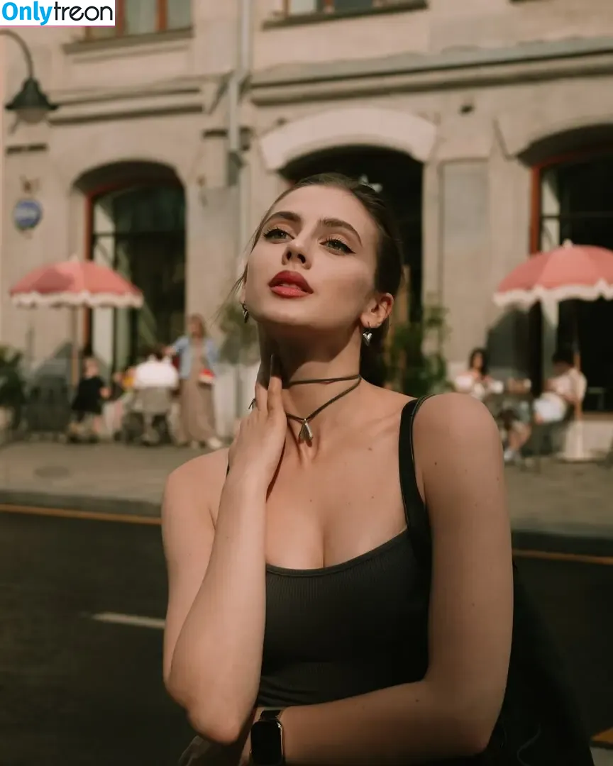 taborko голая photo #0017 (rokkoargento / taborkoo)