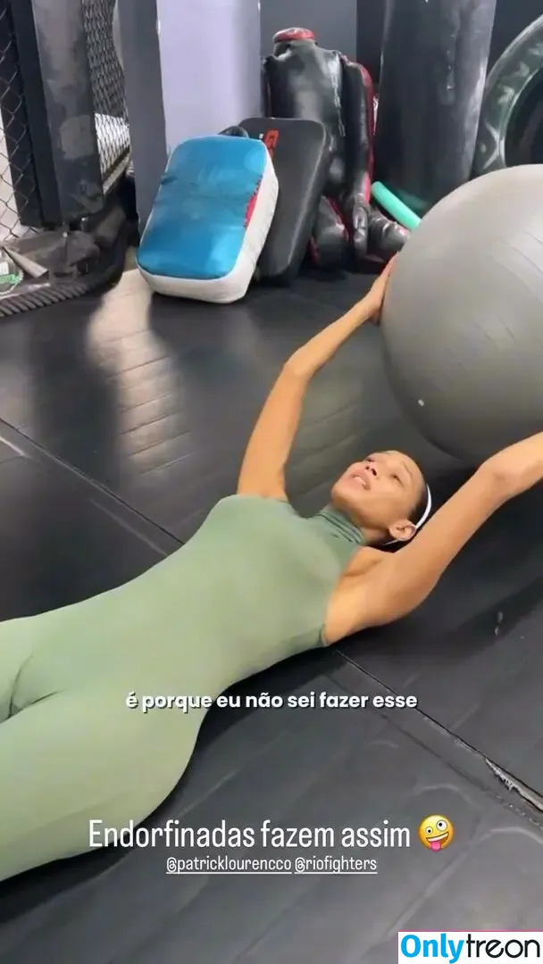 Taís Araujo nude photo #0116 (taisdeverdade)