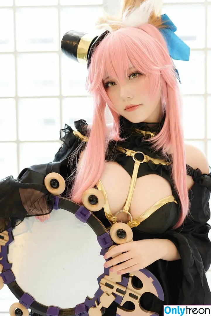 Takomayuyi nude photo #0157 (takochabuu)
