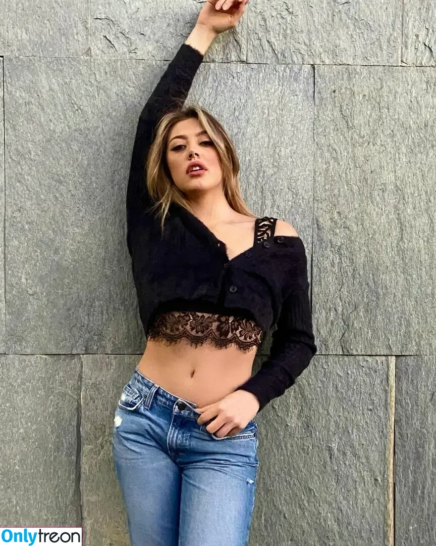 Talisa Ravagnani nude photo #0002 (talisajade_)