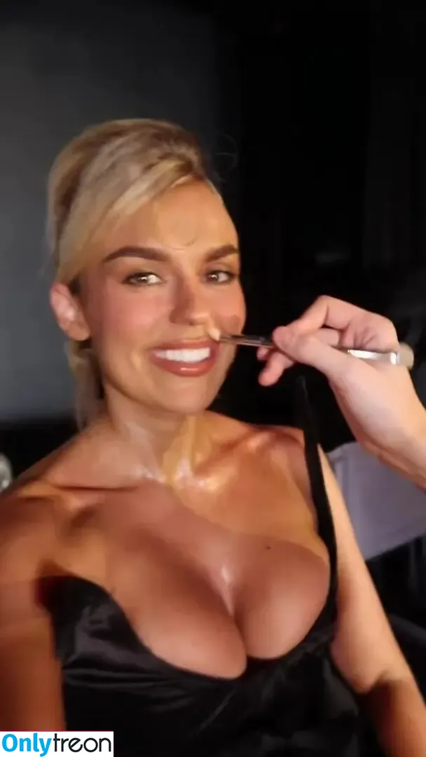 Tallia Storm nude photo #2652 (talliastorm)