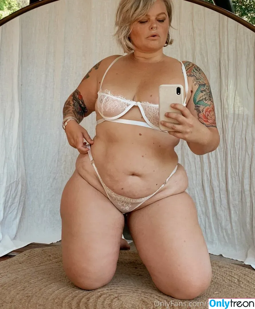 tallulahmoon nude photo #0021 (Tallulah Moon / tallulah_moon)