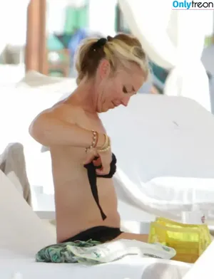 Tamara Beckwith / ttpetals nude photo #0012