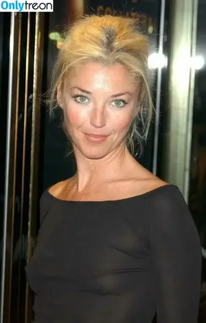 Tamara Beckwith / ttpetals nude photo #0025