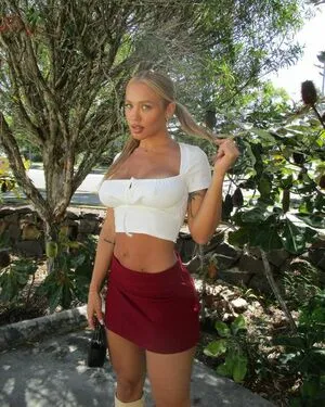Tammy Hembrow / tammyhembrow nude photo #0068