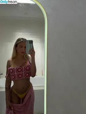 Tammy Hembrow / tammyhembrow nude photo #0663