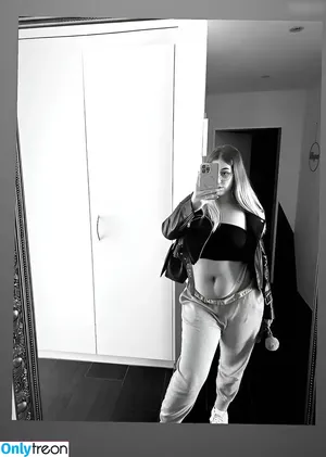  nude photo #0008