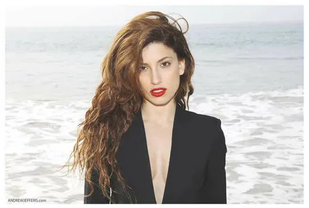 Tania Raymonde / tania.raymonde фото голая #0074