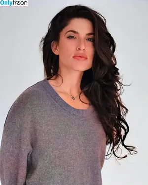Tania Raymonde / tania.raymonde nude photo #0107