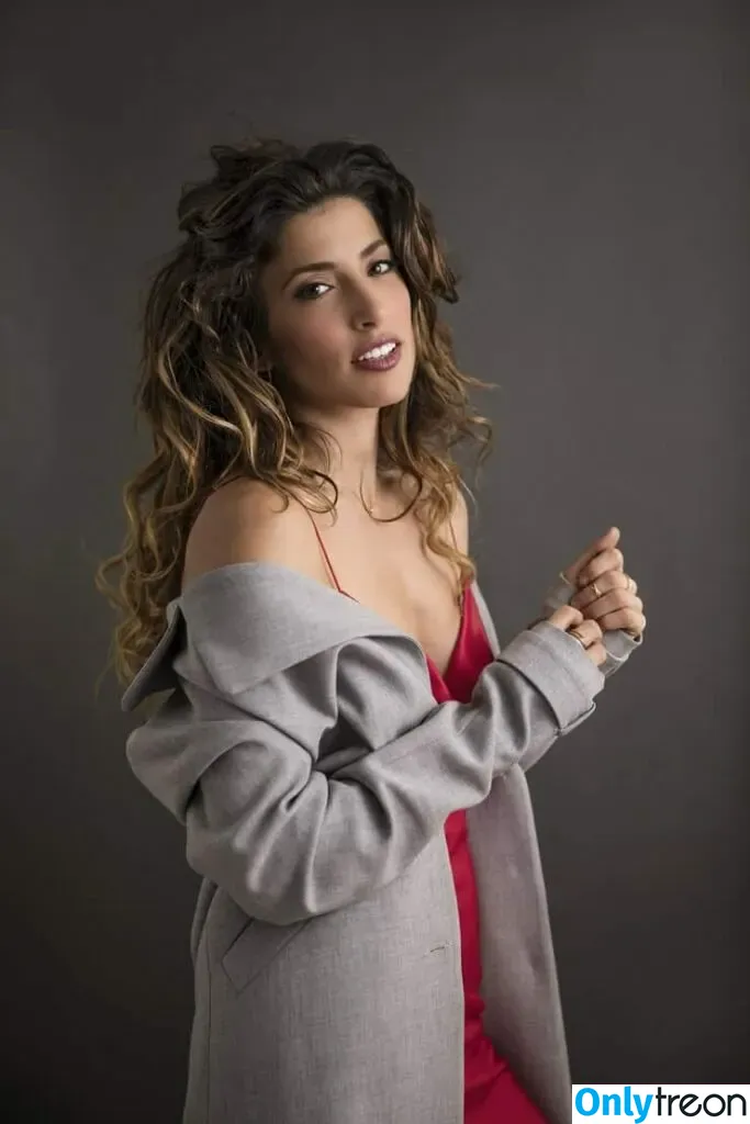 Tania Raymonde голая photo #0072 (tania.raymonde)