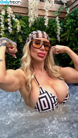 taniaamazon / djtaniaamazon nude photo #0186