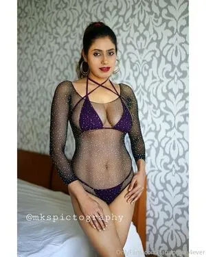 tanupriya / Sexysoul_4ever / tanupriya_4ever / tanupriya_official nude photo #0062