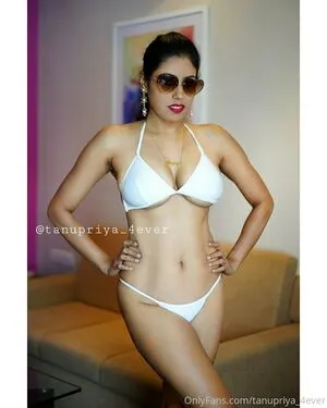 tanupriya / Sexysoul_4ever / tanupriya_4ever / tanupriya_official nude photo #0067