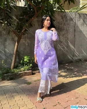 Tanya Khanna / tanyakhannaa nude photo #0007