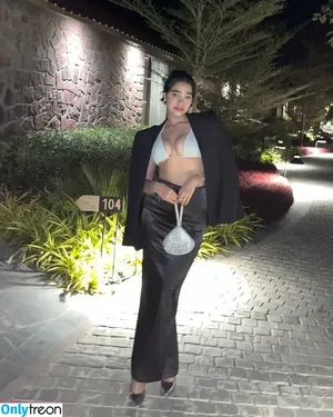 Tanya Khanna / tanyakhannaa nude photo #0035