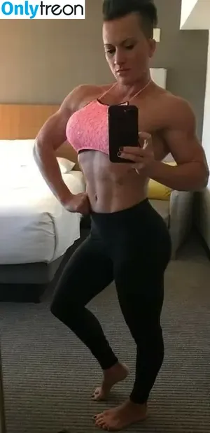 Tapered Physique / Esther Kelly / taperedp / taperedphysique фото голая #0001