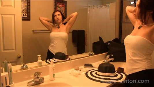 Tara Tainton / tara_tainton / tarata5535 / tarataintontv nude photo #0378